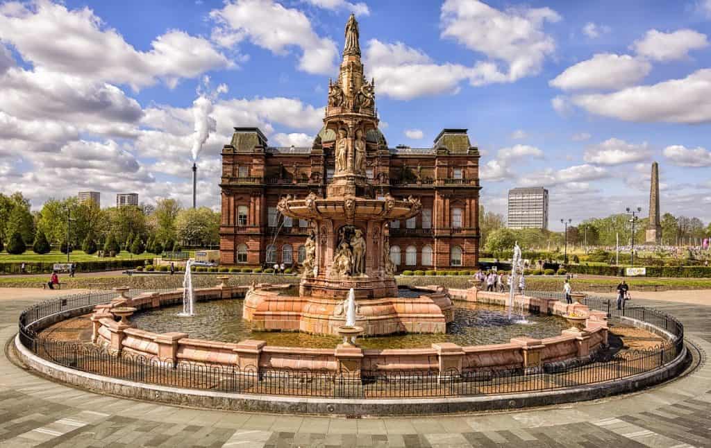 Glasgow, Doulton Fountain, The Peoples Palace