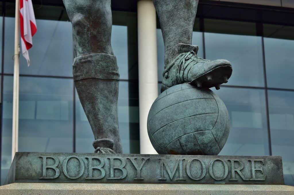 Estatua de Bobby Moore