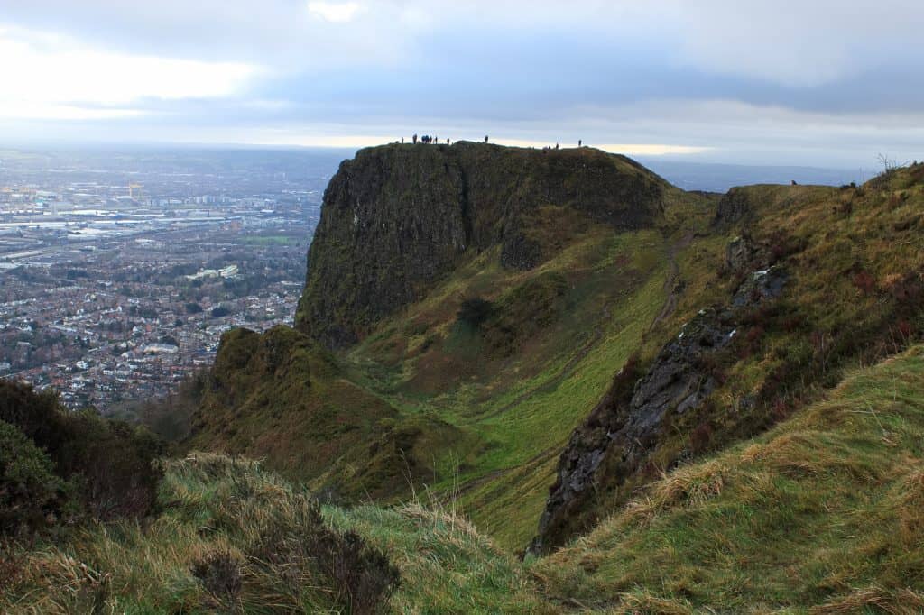 McArt's Fort, Cave Hill